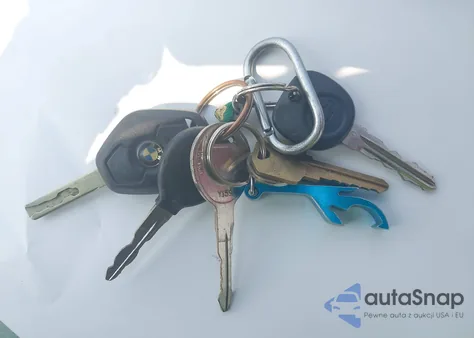 2001 BMW 325I from USA, damaged, VIN WBAAN37411NE55184